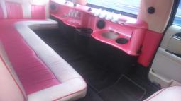 Салон розового лимузина 1